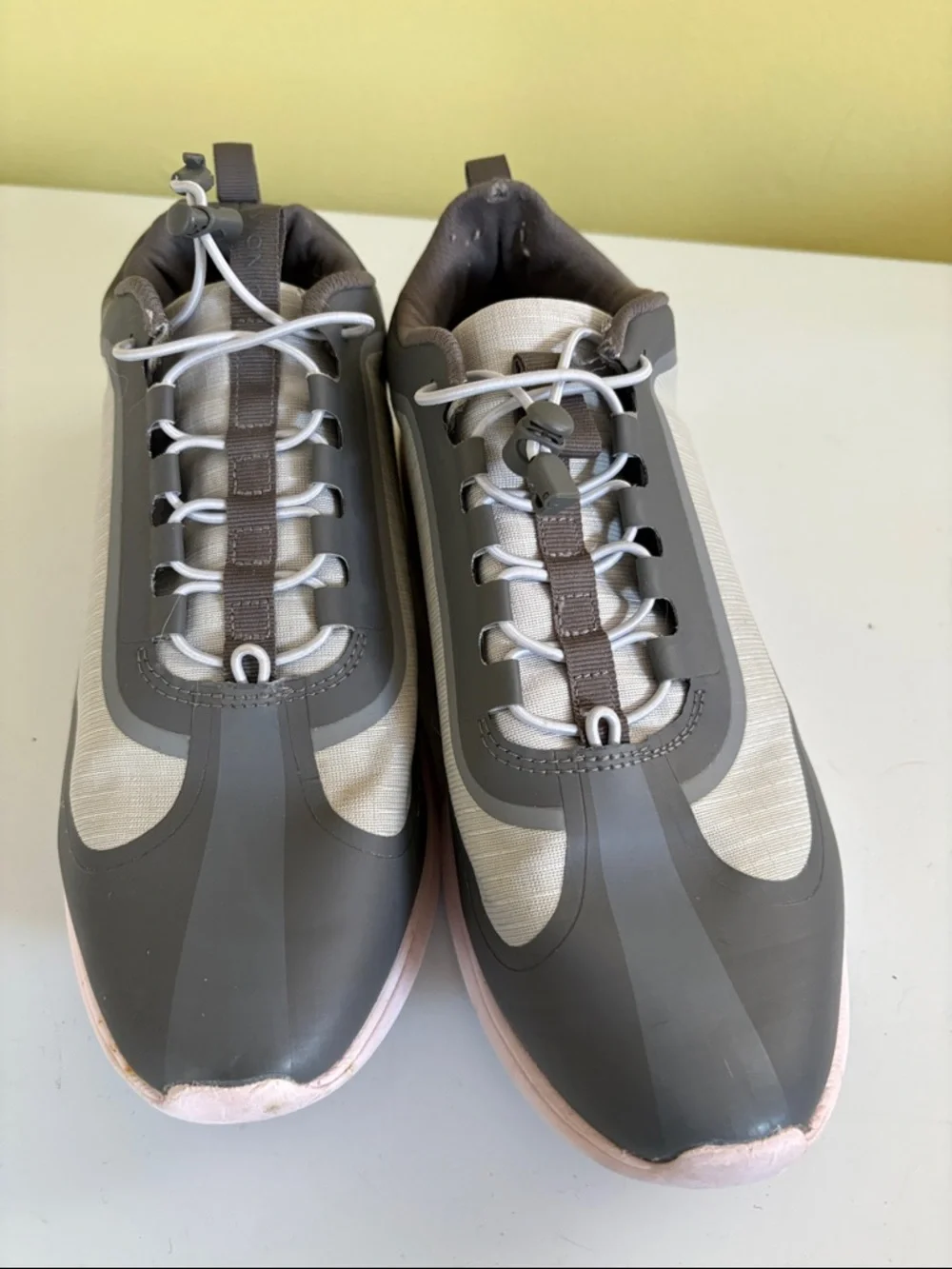 Vionic Gray & Light Pink Slip-on Sneakers 9.5